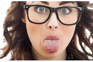 Очищення язика: користь і тільки користь
