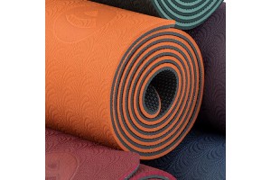 Навіщо потрібен килимок для йоги?